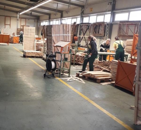 "Работа и вакансии" на деревообрабатывающем предприятии в Германии — фото 2